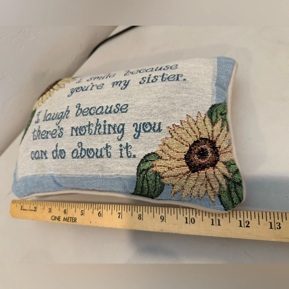 I Smile Because You're My Sister Pillow Gift Tapestry Sunflower Words‎ Accent